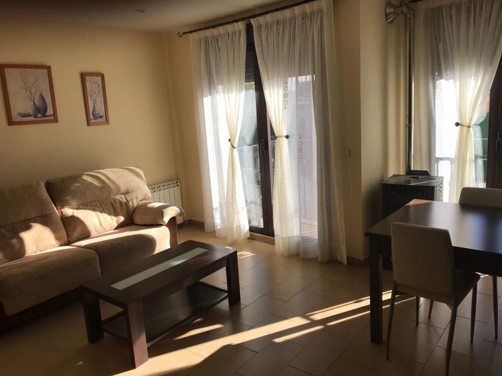 Apartament Apartamento La Paloma Las Navas del Marqués Zewnętrze zdjęcie